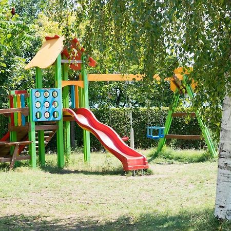 Sineva Park Hotel Sveti Vlas Buitenkant foto