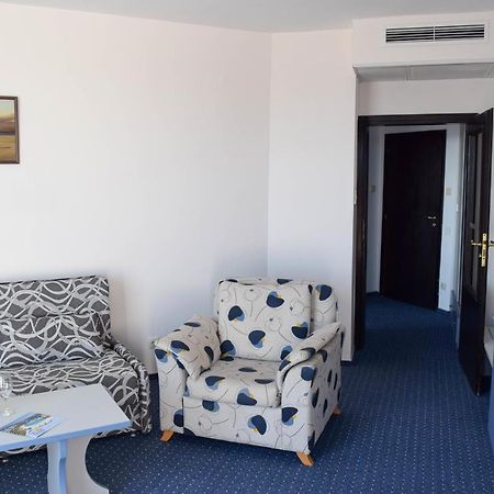Sineva Park Hotel Sveti Vlas Buitenkant foto