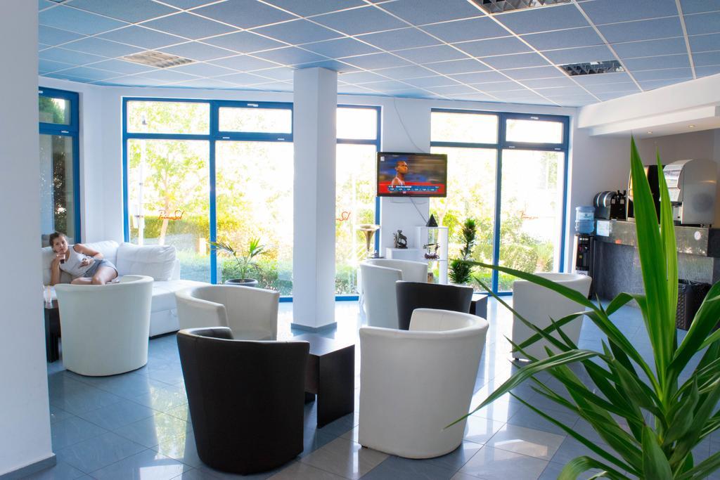 Sineva Park Hotel Sveti Vlas Buitenkant foto
